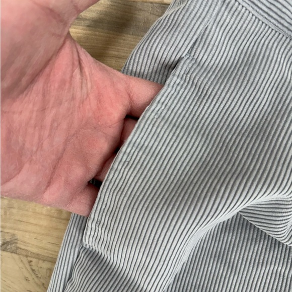 NEW Alfred Dunner Corduroy Pants Comfort Elastic Waist 18P Short Light Gray - Picture 8 of 9